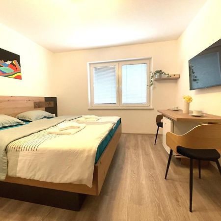 Apartments And Rooms Pri Baslju Cerkno Ngoại thất bức ảnh