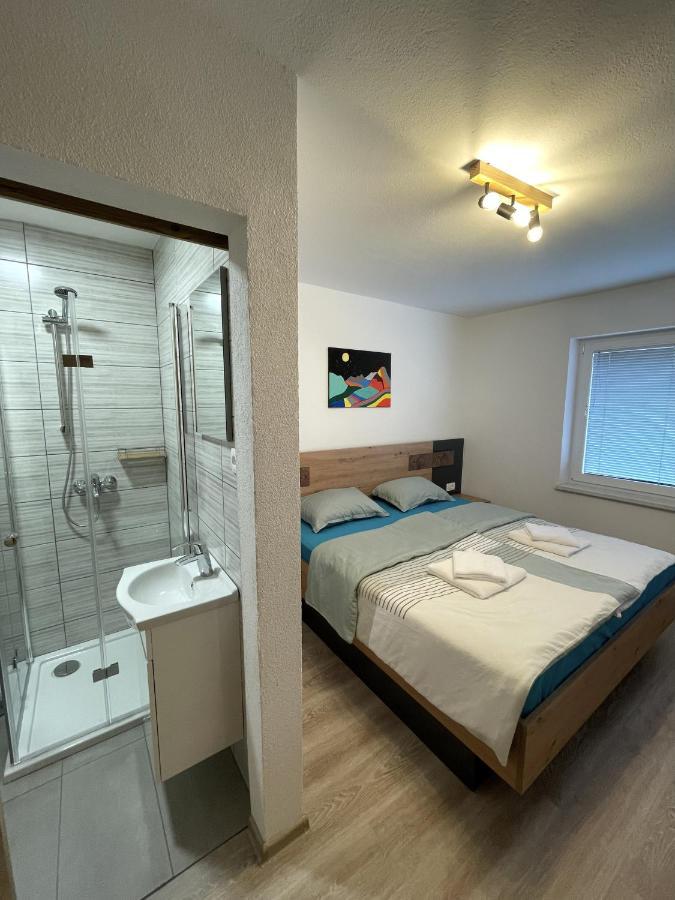 Apartments And Rooms Pri Baslju Cerkno Ngoại thất bức ảnh