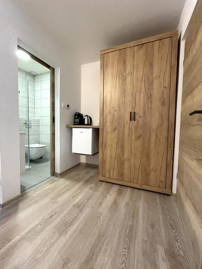 Apartments And Rooms Pri Baslju Cerkno Ngoại thất bức ảnh